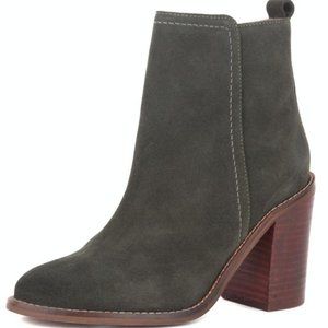 Seychelles Lounge ankle boots size 8 suede Beautiful Green!!